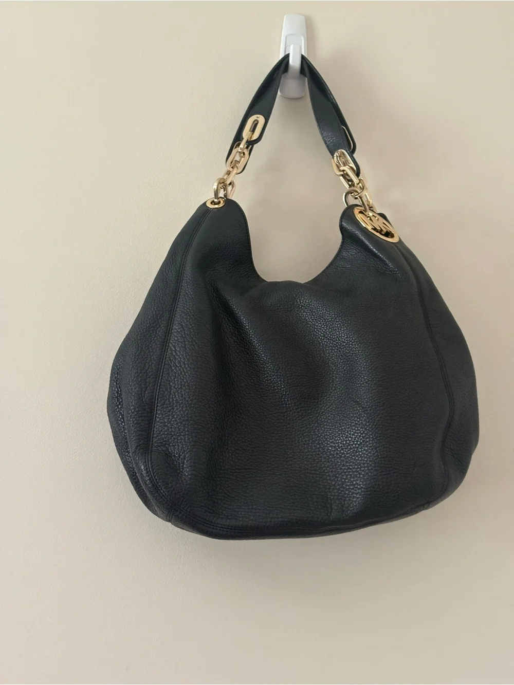 Michael Kors Large Fulton Shoulder Bag Slouchy Black Pebbled Leather Gold-Tone